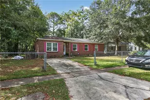 1610 Cadillac Dr, Mobile, AL 36605 - Photo 7