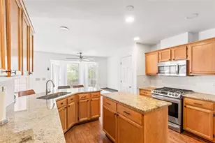 3395 Summit Pl Dr, Loganville, GA 30052 - Photo 9