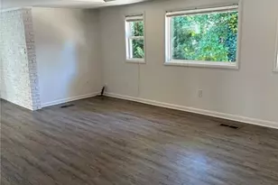 4044 Tilly Mill Rd, Atlanta, GA 30360 - Photo 9