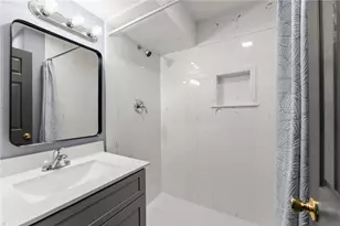 4647 Laurel Brook Dr, Flowery Branch, GA 30542 - Photo 25