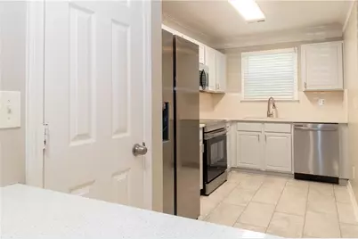 745 Crestwell Circle SW, Atlanta, GA 30331 - Photo 11