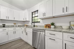 5445 Mallard Trail, Lithonia, GA 30058 - Photo 17