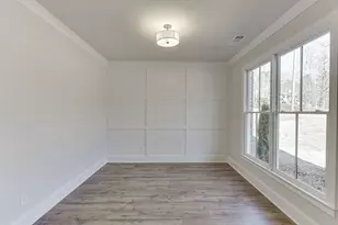 1041 Riverhill Dr, Bishop, GA 30621 - Photo 5