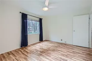 1381 Normandy Dr NE, Atlanta, GA 30306 - Photo 9