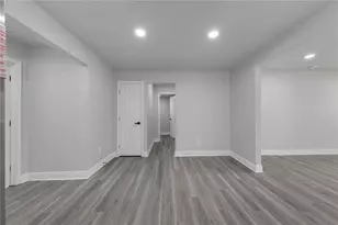 945 King Rd, Riverdale, GA 30296 - Photo 15