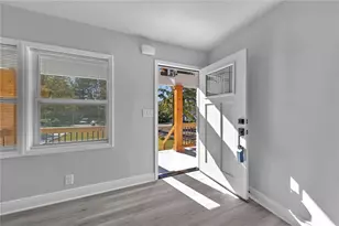 945 King Rd, Riverdale, GA 30296 - Photo 9