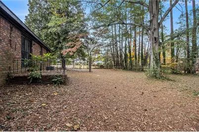 5380 Saint Lo Lane, Atlanta, GA 30349 - Photo 11