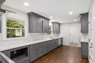 3849 Cardinal Dr, Tucker, GA 30084 - Photo 7