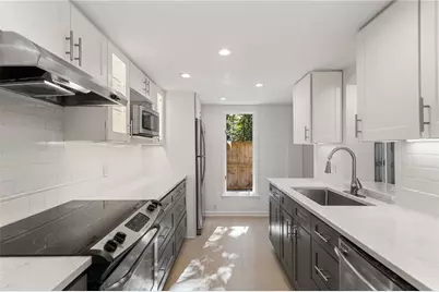 48 Ivy Ridge NE, Atlanta, GA 30342 - Photo 17