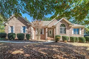 151 Courts of Hampton, Hampton, GA 30228 - Photo 1