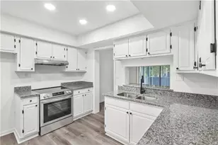 4705 Mariners Way, Stone Mountain, GA 30083 - Photo 5