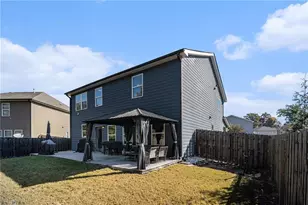 2360 Anne's Lake Cir, Lithonia, GA 30058 - Photo 29