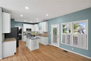 10950 Regal Forest Dr, Suwanee, GA 30024 - Photo 29