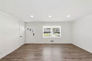 2051 Dundee Dr, Smyrna, GA 30080 - Photo 5