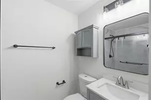 2051 Dundee Dr, Smyrna, GA 30080 - Photo 19