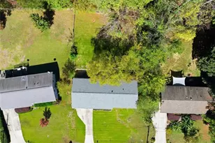 2051 Dundee Dr, Smyrna, GA 30080 - Photo 33