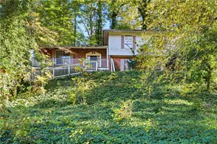 253 Lamplighter Ln SE, Marietta, GA 30067 - Photo 1