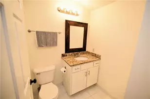 1075 Peachtree Walk NE, Atlanta, GA 30309 - Photo 11