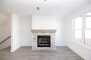 629 Silva St, Cumming, GA 30040 - Photo 13