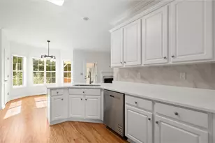 3537 Castle View Ct, Suwanee, GA 30024 - Photo 11