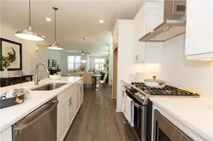 621 Silva St, Cumming, GA 30040 - Photo 9