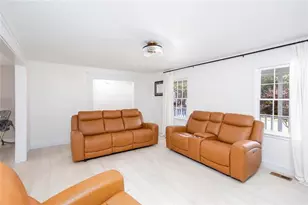 2673 Ashley Dr N, Marietta, GA 30064 - Photo 9