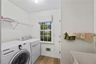 1970 Sturbridge Ln, Buford, GA 30519 - Photo 37