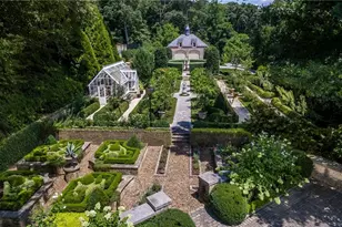 881 W Conway Dr NW, Atlanta, GA 30327 - Photo 45