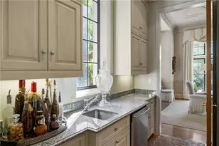 881 W Conway Dr NW, Atlanta, GA 30327 - Photo 29