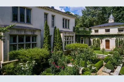 881 W Conway Drive NW, Atlanta, GA 30327 - Photo 33