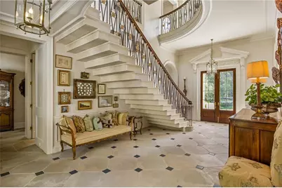 881 W Conway Drive NW, Atlanta, GA 30327 - Photo 11