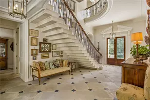 881 W Conway Dr NW, Atlanta, GA 30327 - Photo 11