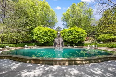 881 W Conway Drive NW, Atlanta, GA 30327 - Photo 3