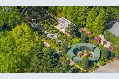 881 W Conway Drive NW, Atlanta, GA 30327 - Photo 97