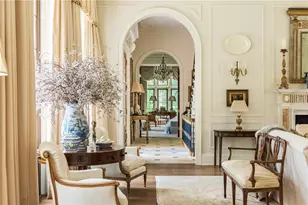 881 W Conway Dr NW, Atlanta, GA 30327 - Photo 11