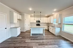 2506 Sunny Hill Rd, Buford, GA 30519 - Photo 9