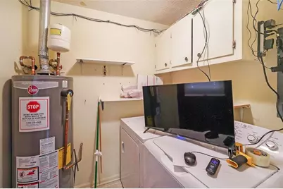 4484 Francis Court SW, Lilburn, GA 30047 - Photo 13