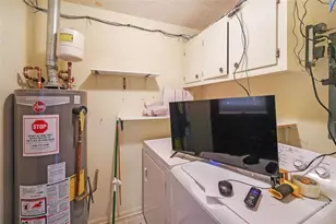 4484 Francis Ct SW, Lilburn, GA 30047 - Photo 13