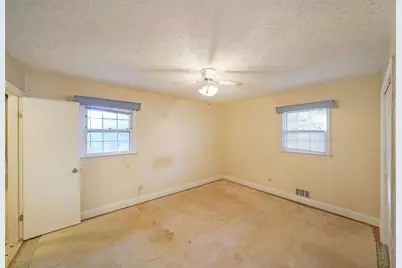 4484 Francis Court SW, Lilburn, GA 30047 - Photo 21