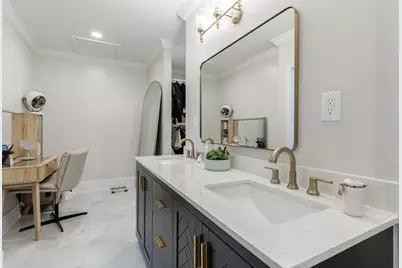 923 Lenox Hill Court NE, Atlanta, GA 30324 - Photo 17