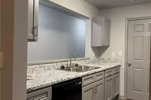 3204 Fairington Village Dr, Lithonia, GA 30038 - Photo 7