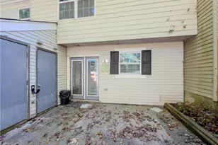 5691 Wells Cir, Stone Mountain, GA 30087 - Photo 25