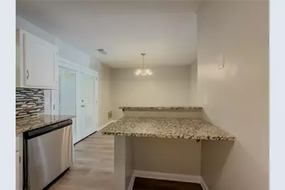 5691 Wells Circle, Stone Mountain, GA 30087 - Photo 11