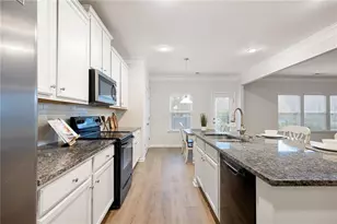 710 Pineglen Dr, Acworth, GA 30102 - Photo 9