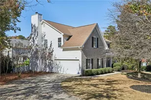 1017 Rolling Forest Ln, Lilburn, GA 30047 - Photo 3