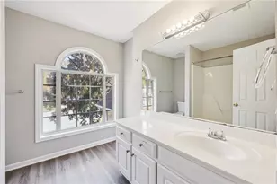 1017 Rolling Forest Ln, Lilburn, GA 30047 - Photo 27