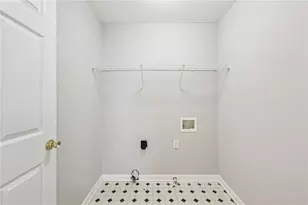 1017 Rolling Forest Ln, Lilburn, GA 30047 - Photo 29