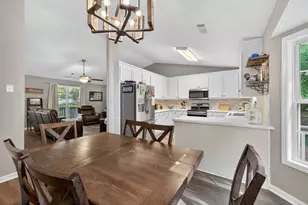 41 Melivy Ct, Jefferson, GA 30549 - Photo 17