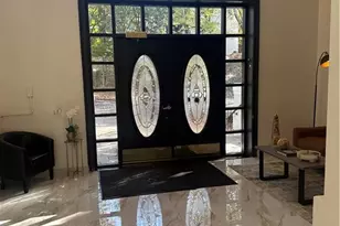 2219 Pine Heights Dr, Atlanta, GA 30324 - Photo 5