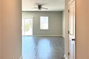 186 Wynn Wy, Pendergrass, GA 30567 - Photo 7